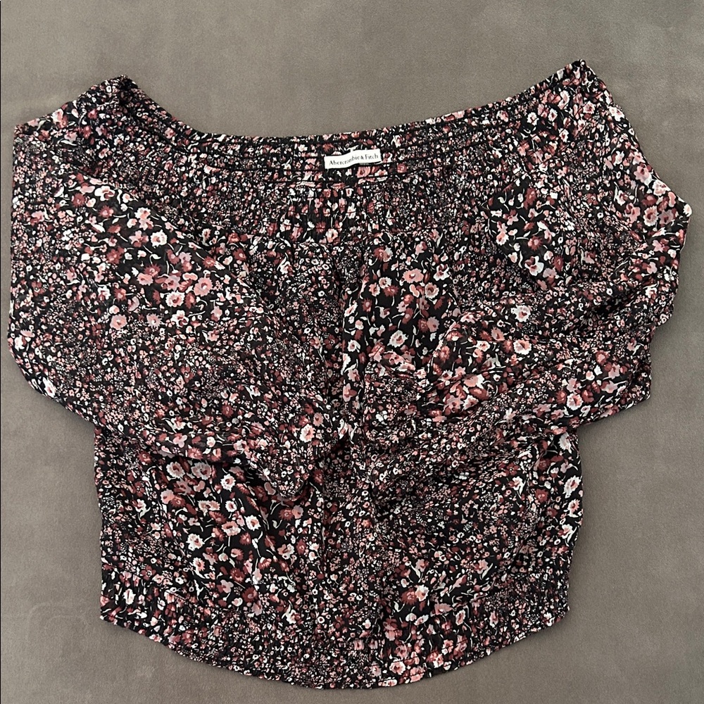 Abercrombie & Fitch Black and Pink Off The Shoulder Floral Blouse
